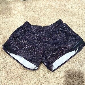 Lululemon Hotty Hot Lined Short 2.5”